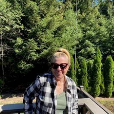 Vicki Liederman