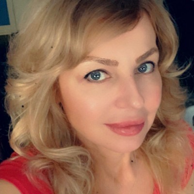 Helen Giakatis